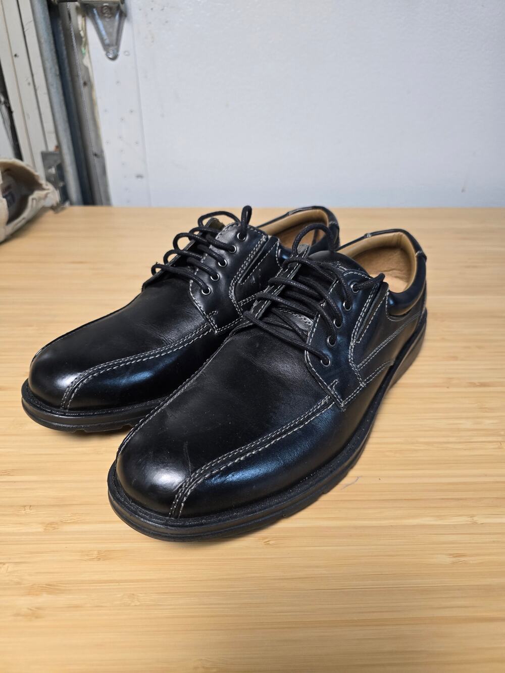 Men's 9.5M Black Genuine Leather Lace Up Dress Casual Shoes Classic Comfort